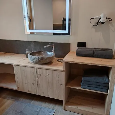 Maol Luxury Living Lägenhet Isolaccia